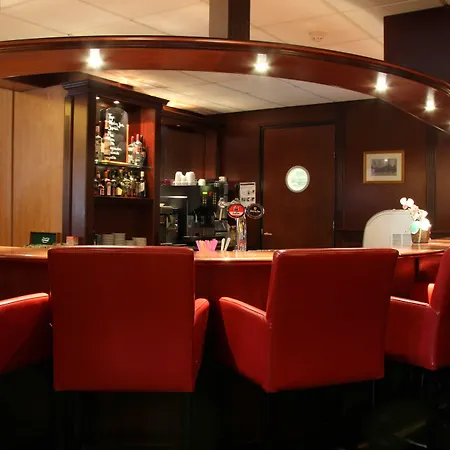 Bastion Het Loo Hotel 4*