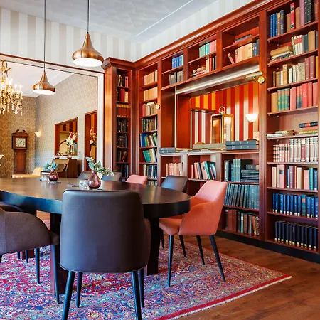 Bastion Het Loo 4*