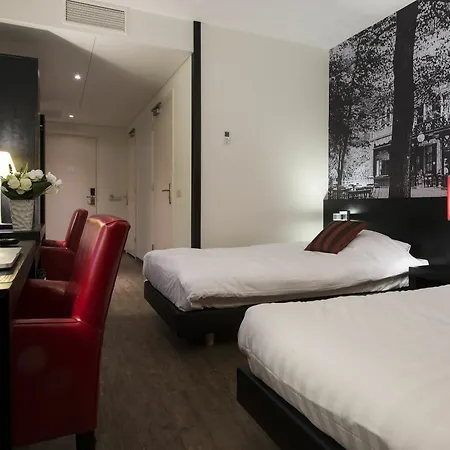 Bastion Het Loo Hotel 4*