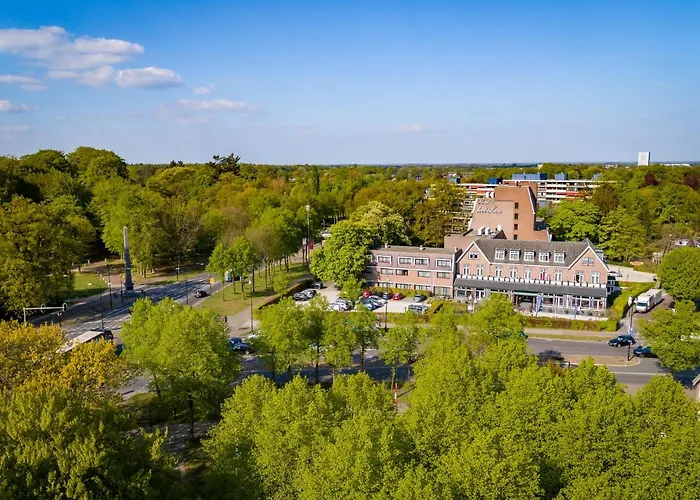 Bastion Het Loo فندق أبلدورن