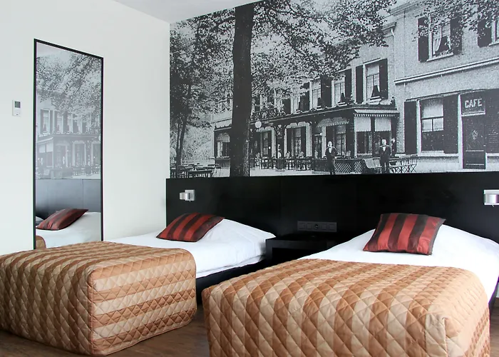 فندق Bastion Het Loo 4*