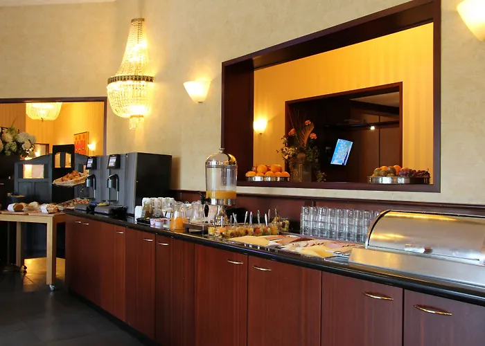 Bastion Het Loo فندق 4*