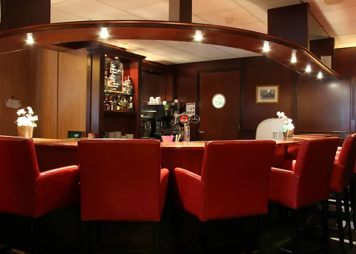 Bastion Het Loo Hotel 4*