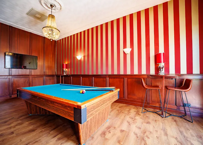 Bastion Het Loo מלון 4*